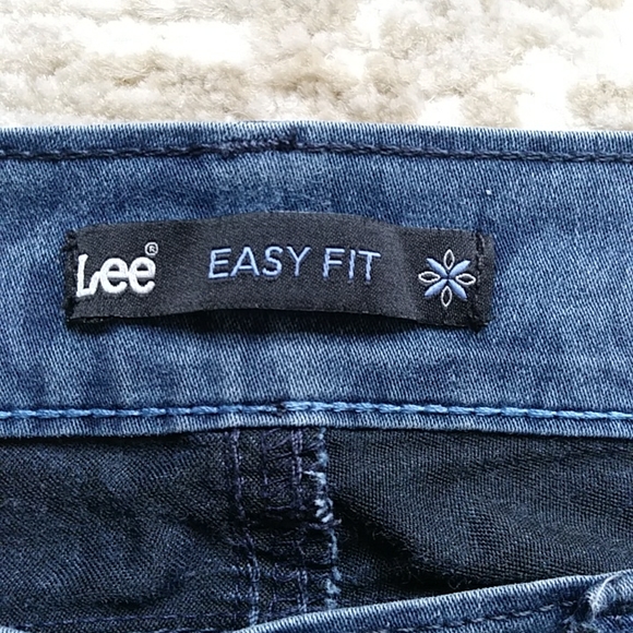 Lee Easy Fit Tummy Panel Floral Jeans 8 Short Blue - Picture 2 of 16